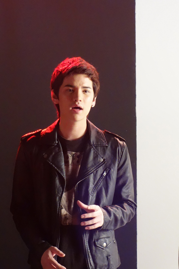 มาโกโตะ แท๊กทีม เต๋า-ติ๊นา แถลงข่าวถ่าย MV ฟินสุโค่ย 