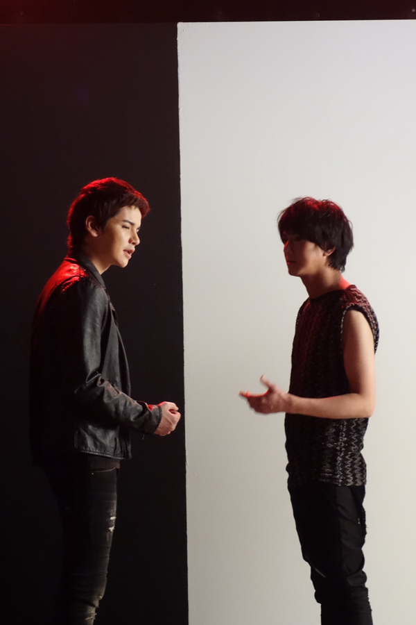 มาโกโตะ แท๊กทีม เต๋า-ติ๊นา แถลงข่าวถ่าย MV ฟินสุโค่ย 