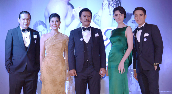 เก็บตกภาพจากงาน แผลเก่า รอยัล แชริตี้ ใหม่ ดาวิกา สวยเป๊ะ