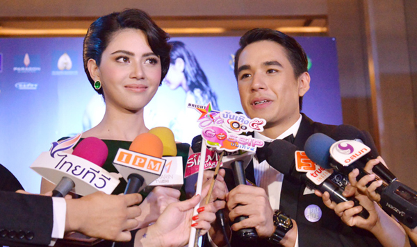 เก็บตกภาพจากงาน แผลเก่า รอยัล แชริตี้ ใหม่ ดาวิกา สวยเป๊ะ