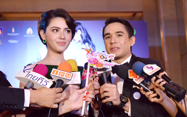 เก็บตกภาพจากงาน แผลเก่า รอยัล แชริตี้ ใหม่ ดาวิกา สวยเป๊ะ