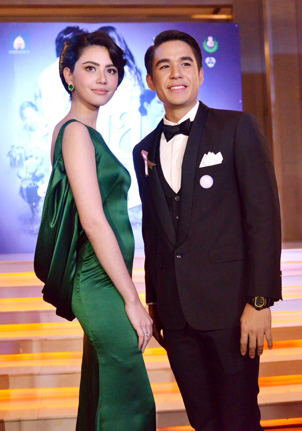 เก็บตกภาพจากงาน แผลเก่า รอยัล แชริตี้ ใหม่ ดาวิกา สวยเป๊ะ