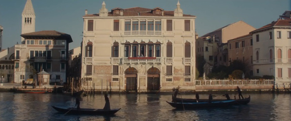 ดาโกตา แฟนนิ่ง สวยย้อนยุคในตัวอย่างแรก Effie Gray 