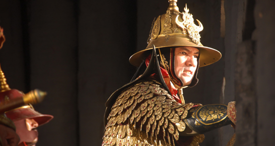 ไหม้จริง ! ตั๊ก-ต้น-หนึ่ง เสี่ยงตายลุยกองเพลิงใน ตำนานสมเด็จพระนเรศวรมหาราช