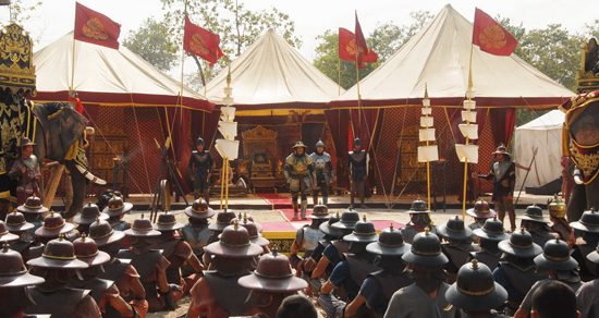 แอฟ ขนลุก ผู้พันเบิร์ด สร้างความฮึกเหิมก่อนเปิดศึกยุทธหัตถี 