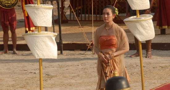 แอฟ ขนลุก ผู้พันเบิร์ด สร้างความฮึกเหิมก่อนเปิดศึกยุทธหัตถี 