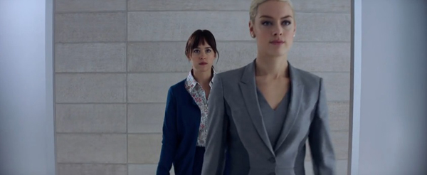 เต็มตา ! ตัวอย่างแรก Fifty Shades of Grey 