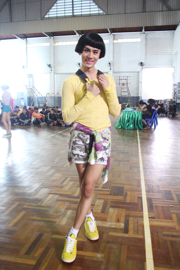 เปิดกอง สตรีเหล็ก ชมเบื้องหลังการทำงาน 