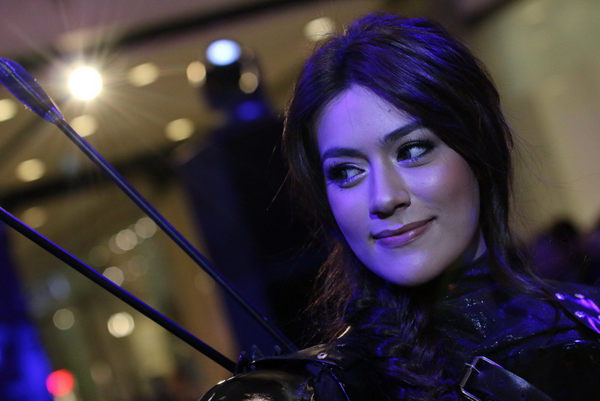คิมเบอร์ลีย์ นำทีมเปิดตัวปราฏการณ์ภาพยนตร์แห่งปีรอบแรกเมืองไทย  The Hunger Games : Mockingjay Part 1 Thailand Premiere