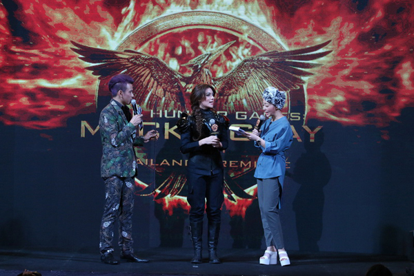 คิมเบอร์ลีย์ นำทีมเปิดตัวปราฏการณ์ภาพยนตร์แห่งปีรอบแรกเมืองไทย  The Hunger Games : Mockingjay Part 1 Thailand Premiere