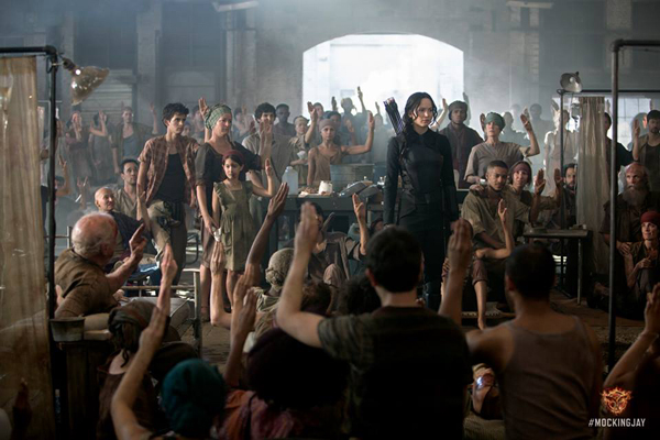 Mockingjay แรงไม่ตก ! อยู่โยงแชมป์หนังทำเงิน