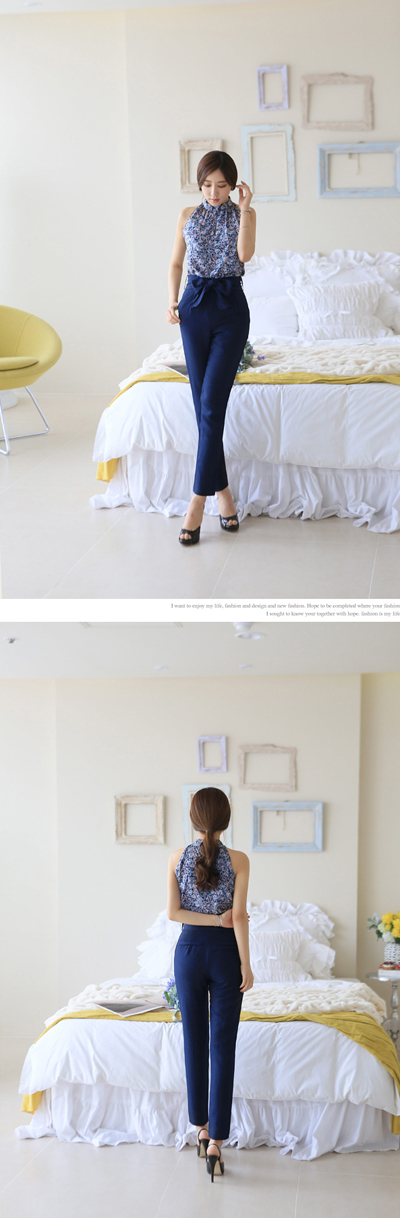 ชุดไปงานแต่งแบบกางเกง