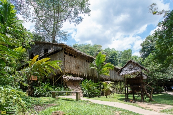 Mari Mari Cultural Village
