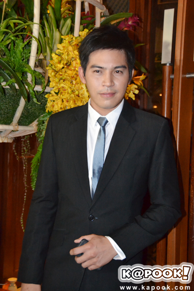 งานแต่งชาย วิกกี้
