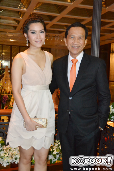 งานแต่งชาย วิกกี้