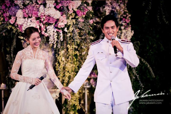 ภาพฉลองงานแต่งแอฟ สงกรานต์