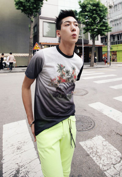 เสื้อยืดแฟชั่นเกาหลี