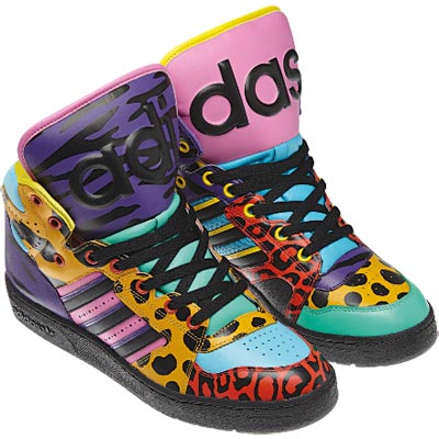 อาดิดาส (Adidas)