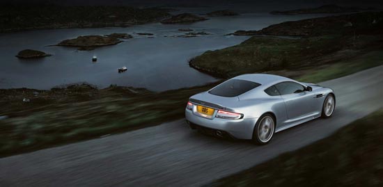 แอสตัน มาร์ติน ดีบีเอส (Aston Martin DBS)