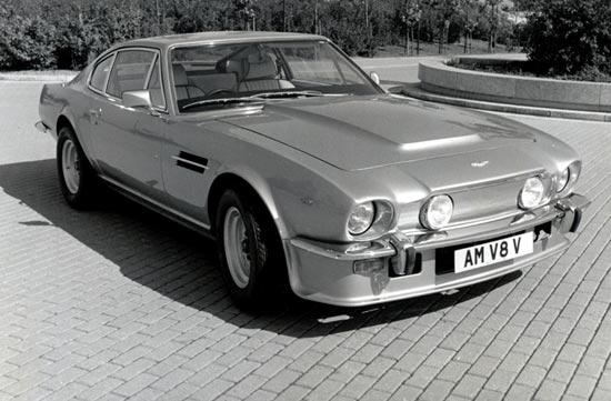 แอสตัน มาร์ติน วี8 แวนเทจ โวลันเต้ (Aston Martin V8 Vantage Volante)