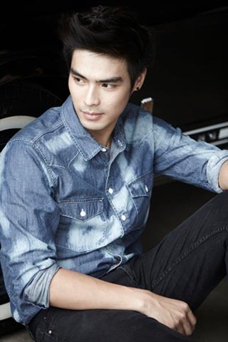 เผยโฉม 50 หนุ่มหล่อในฝันประจำปี 2012 จากนิตยสาร CLEO