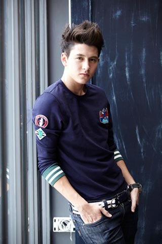 เผยโฉม 50 หนุ่มหล่อในฝันประจำปี 2012 จากนิตยสาร CLEO