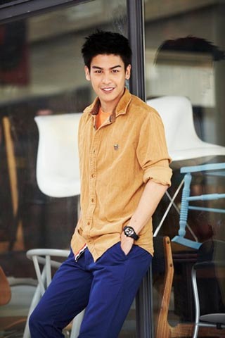เผยโฉม 50 หนุ่มหล่อในฝันประจำปี 2012 จากนิตยสาร CLEO