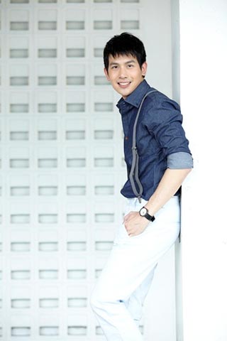 เผยโฉม 50 หนุ่มหล่อในฝันประจำปี 2012 จากนิตยสาร CLEO