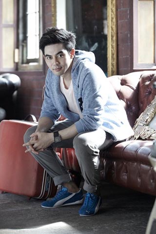 เผยโฉม 50 หนุ่มหล่อในฝันประจำปี 2012 จากนิตยสาร CLEO
