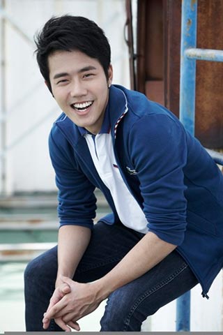 เผยโฉม 50 หนุ่มหล่อในฝันประจำปี 2012 จากนิตยสาร CLEO