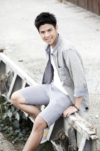 เผยโฉม 50 หนุ่มหล่อในฝันประจำปี 2012 จากนิตยสาร CLEO