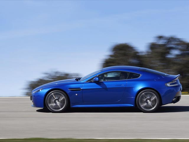 Aston Martin V8 Vantage S Coupe