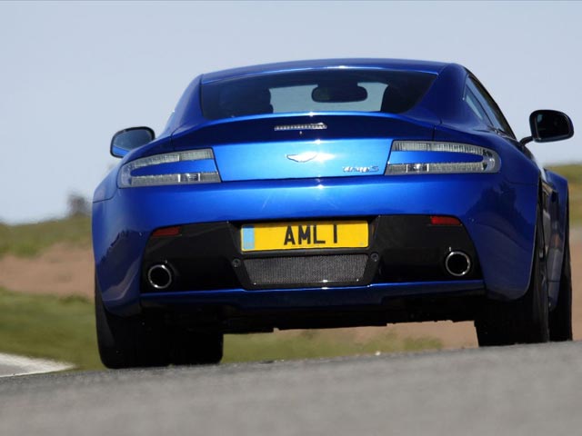 Aston Martin V8 Vantage S Coupe
