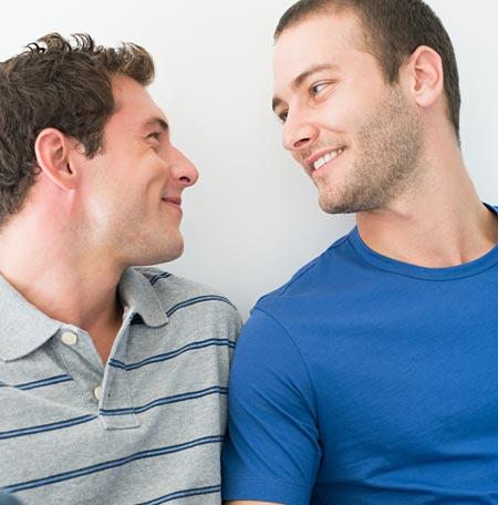 วิถีชาวเกย์ที่ชายแท้ควรนำมาปฏิบัติสำหรับคุยกับสาว