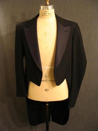 แต่งตัวให้โก้แบบวินเทจ ท่านชายในสไตล์ผู้ดี 