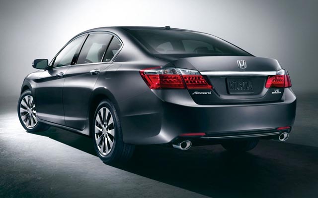 เผยโฉมคอนเซ็ปท์คาร์ Honda Accord 2013
