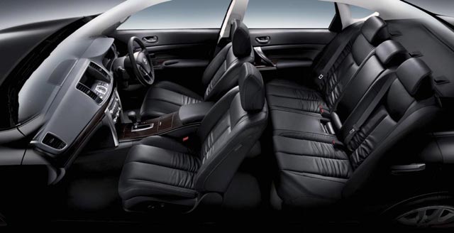 NISSAN TEANA 250XV SPORTS 