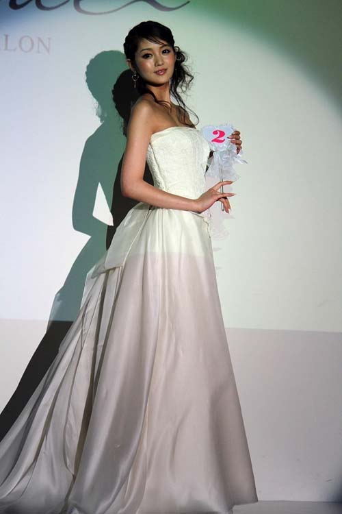 Rayli cover girl contest