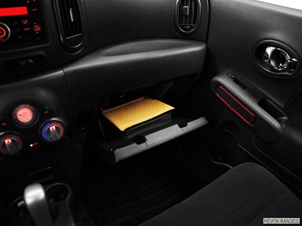  Nissan Cube 2012