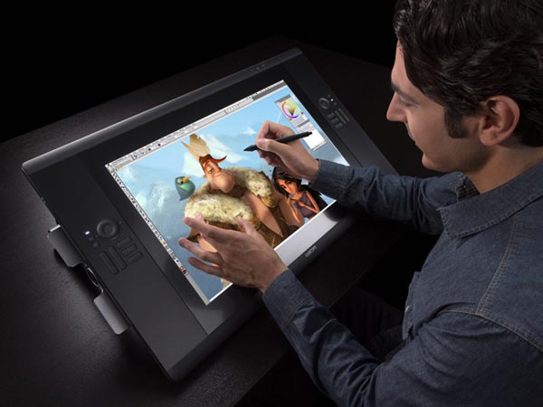 CINTIQ 24HD TOUCH แท็บเล็ตในฝันสำหรับนักออกแบบ