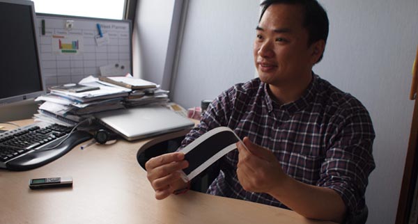 จากร่มธรรมดา ๆ ก็กลายเป็นร่มอเนกประสงค์ที่น่าใช้ไม่น้อย 