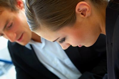 เทคนิคง่าย ๆ ให้คนรอบข้าง รู้สึกไว้เนื้อเชื่อใจคุณ