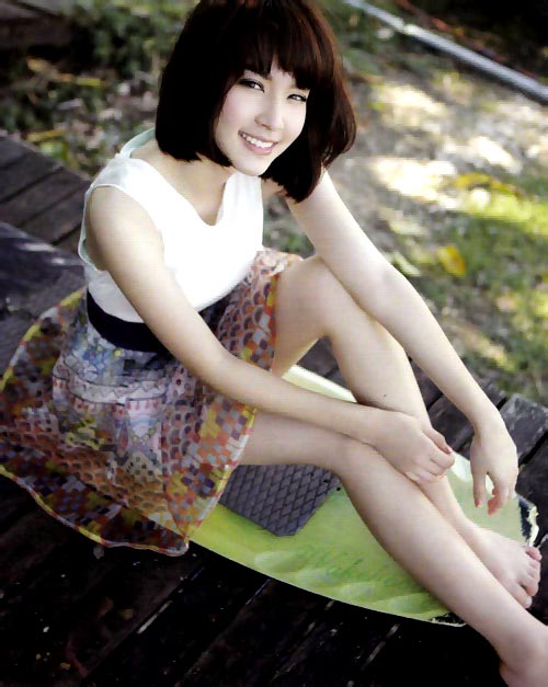 เฌอเบลล์ ลัลณ์ลลิน - โม มนชนก in magazine เมษายน