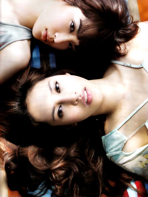 เฌอเบลล์ ลัลณ์ลลิน - โม มนชนก in magazine เมษายน