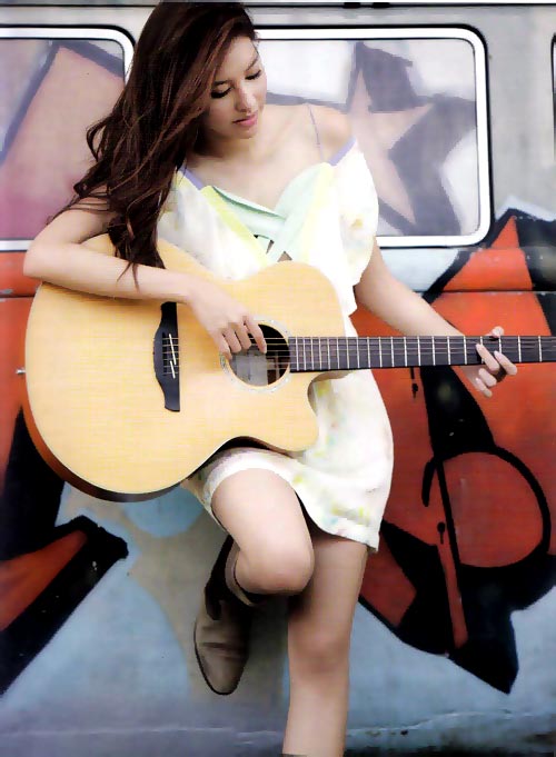 เฌอเบลล์ ลัลณ์ลลิน - โม มนชนก in magazine เมษายน