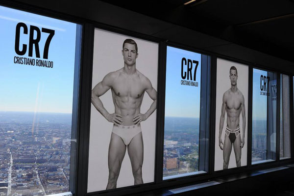 CR7