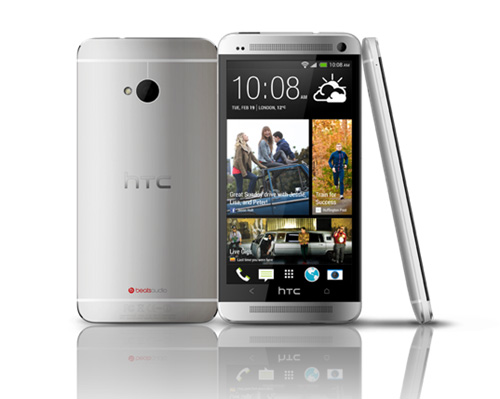    HTC One  