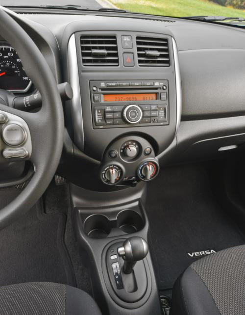Nissan Versa