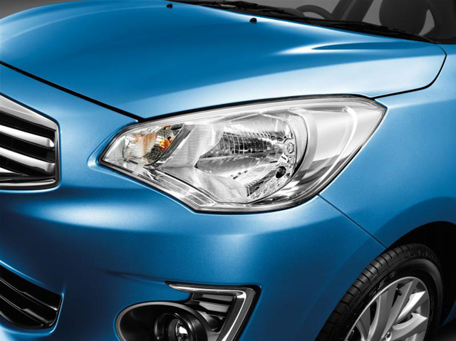  Mitsubishi Attrage