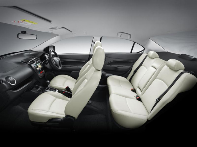  Mitsubishi Attrage